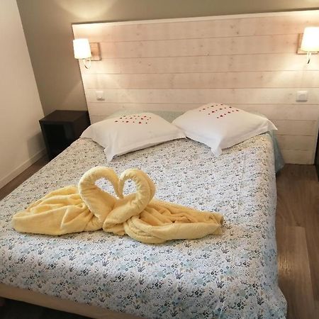 Le Fleur"H"On 11 D'Honfleur, T2 En Residence Avec Piscine, Wifi Et Parking Gratuits エクモヴィル エクステリア 写真